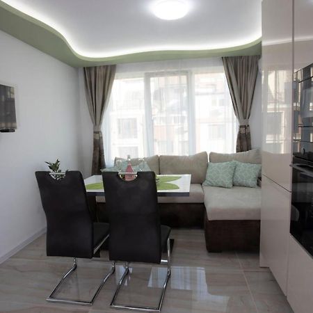 Ferienwohnung Апартамент За Гости Ивви-2 Burgas City Exterior foto